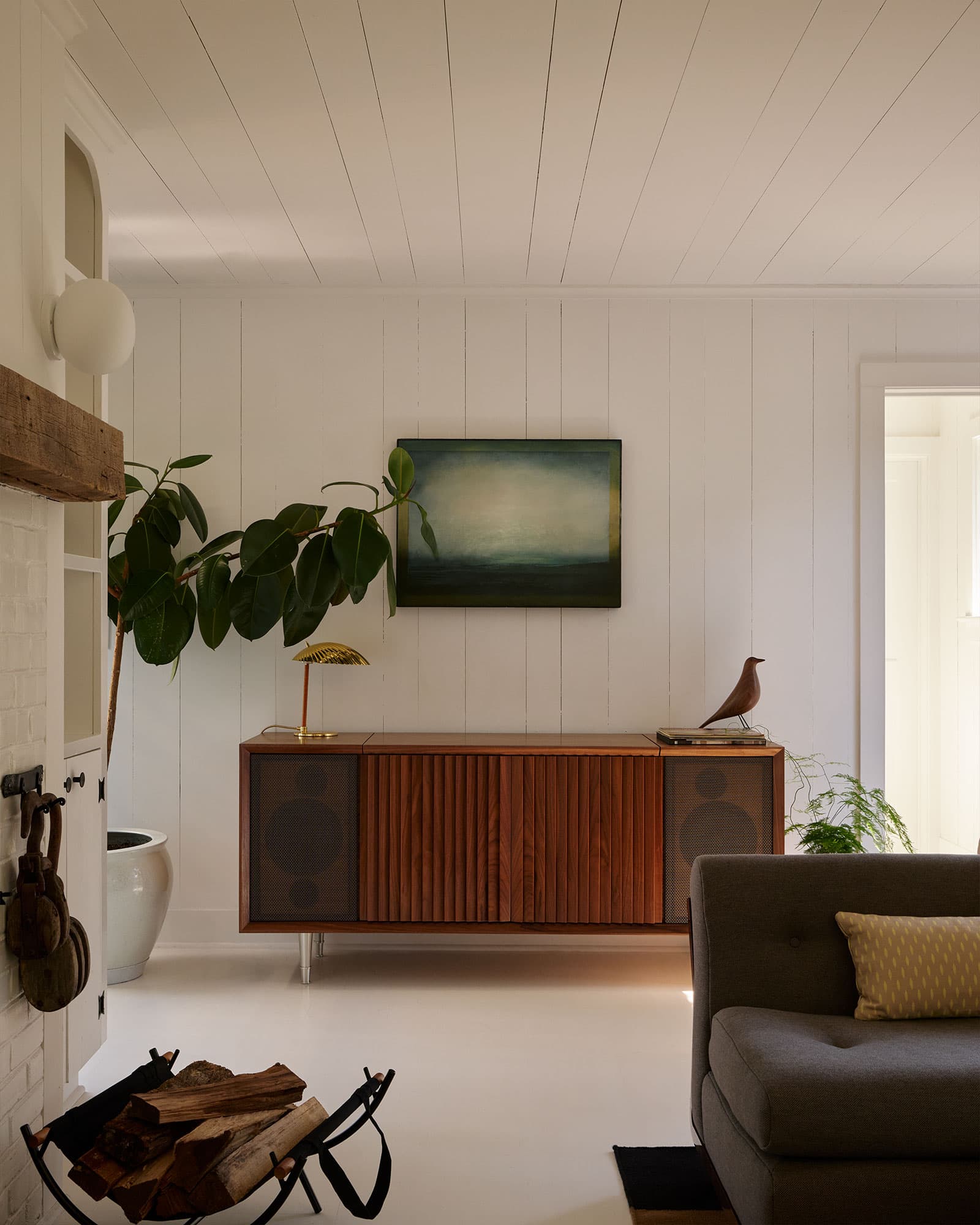 Parlor detail — pieces in conversation.